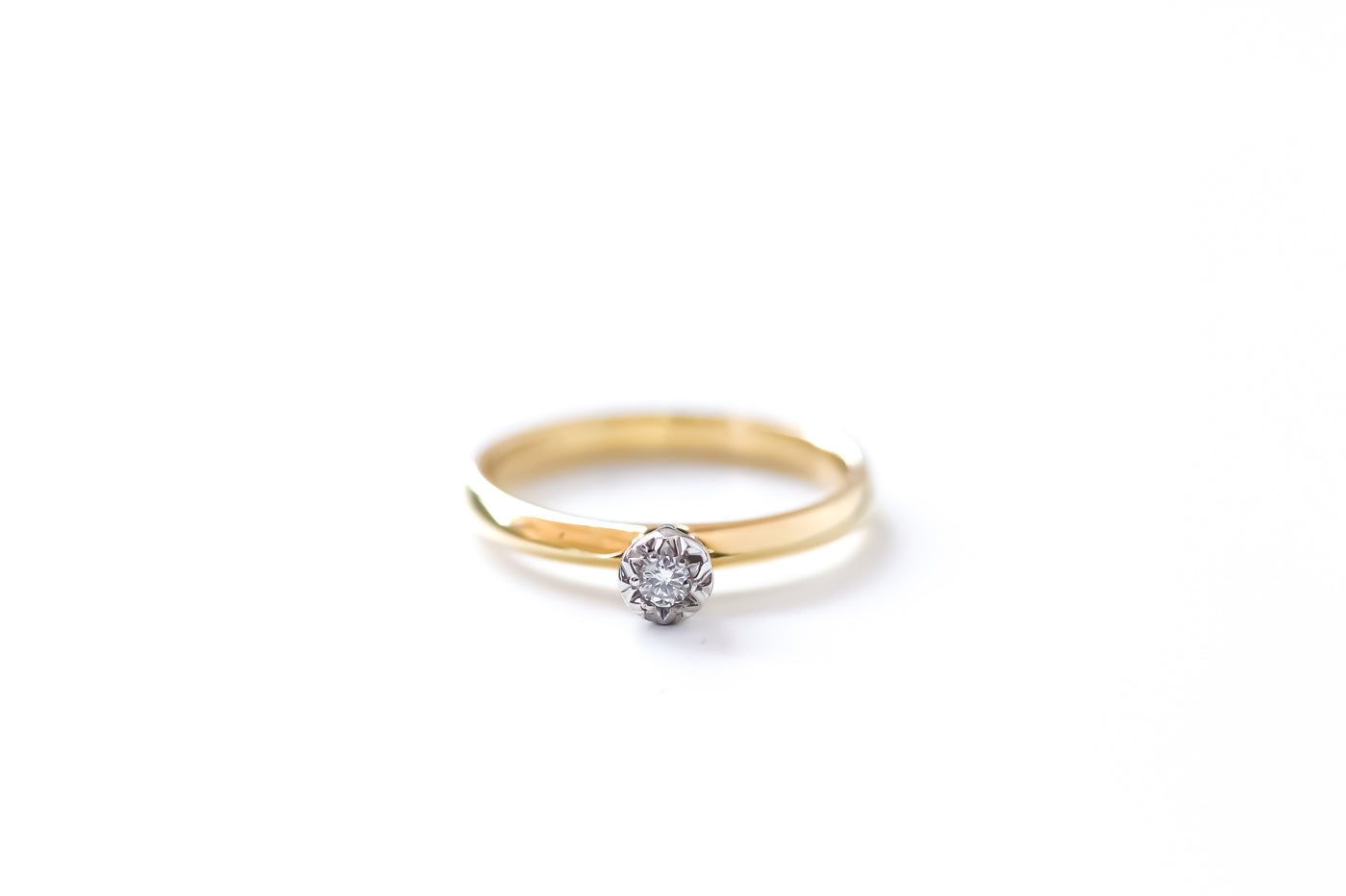 18ct Yellow and White Gold Illusion Set Diamond Engagement Ring