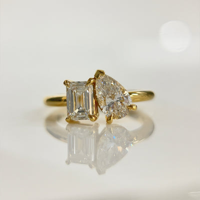 18ct Yellow gold Lab Diamond ring Emerald & Pear cut