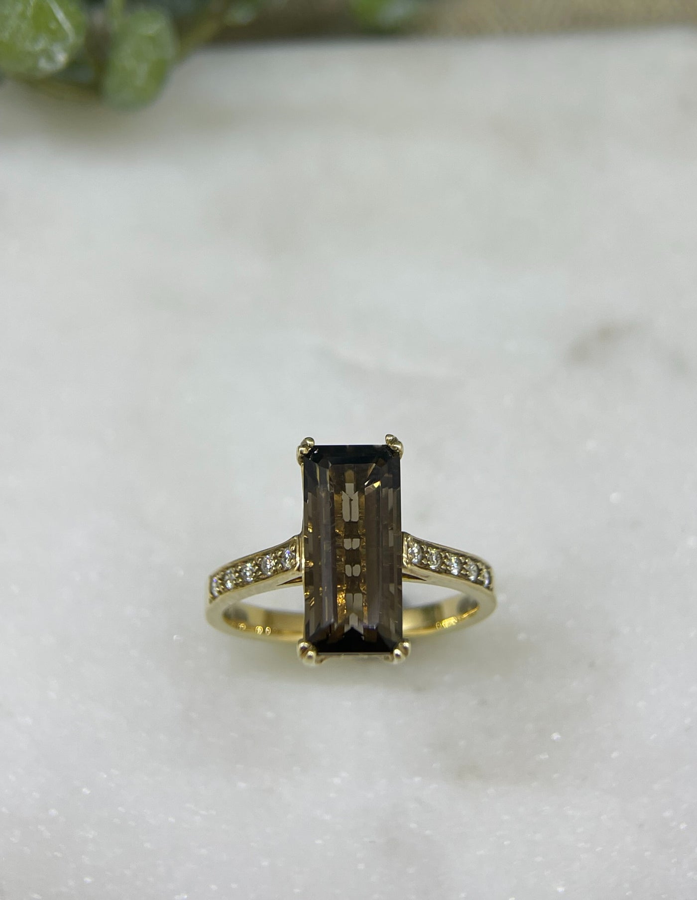 9ct Yellow Gold Diamond & Smokey Quartz Ring