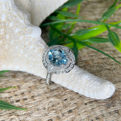 18ct White Gold Aquamarine and Diamond dress ring