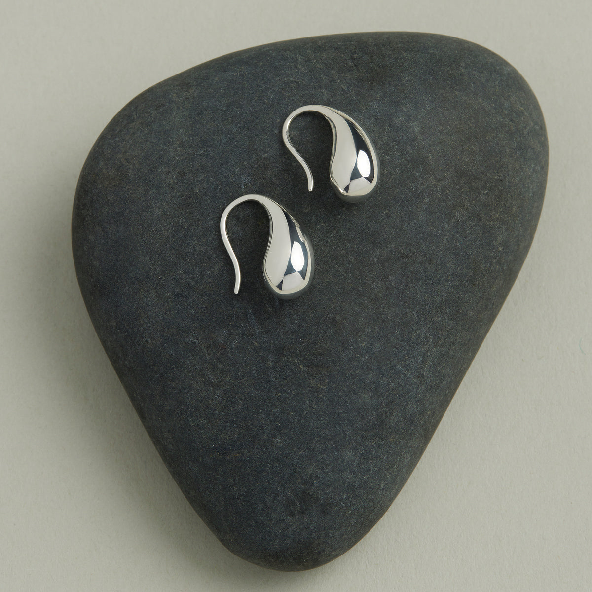Eau Silver earring
