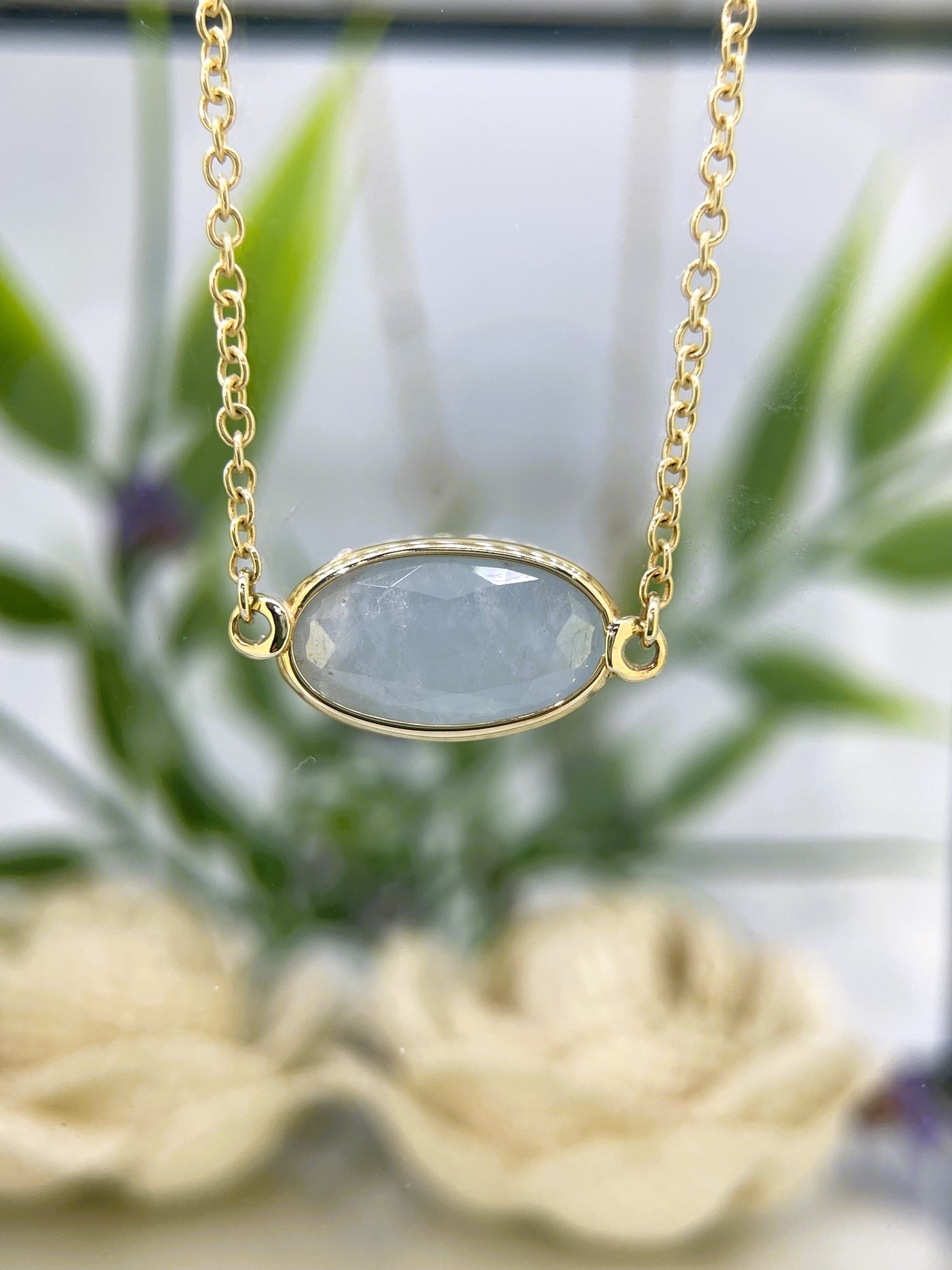 9ct Yellow gold Aquamarine Necklace