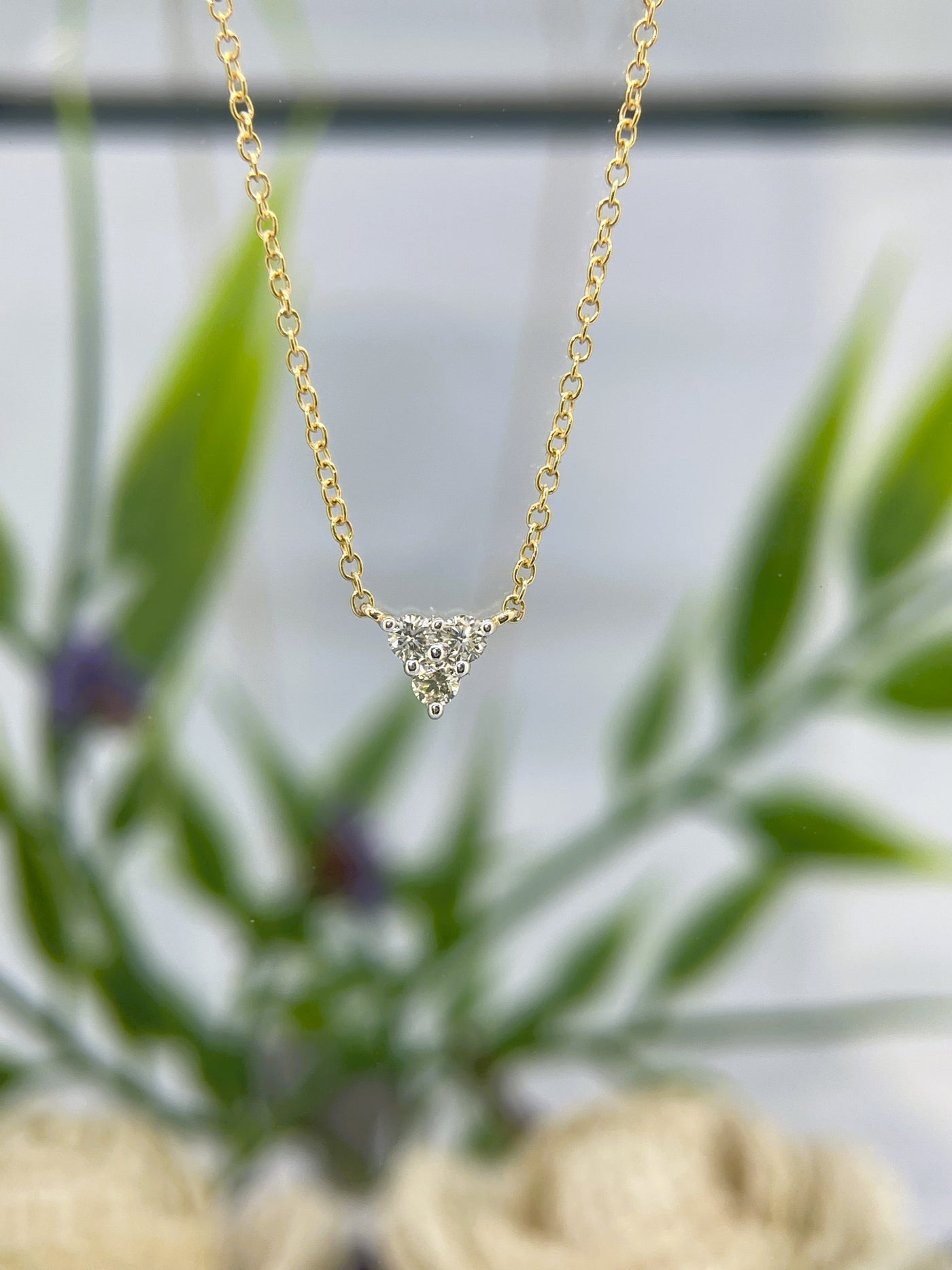 9ct Yellow gold Diamond necklace