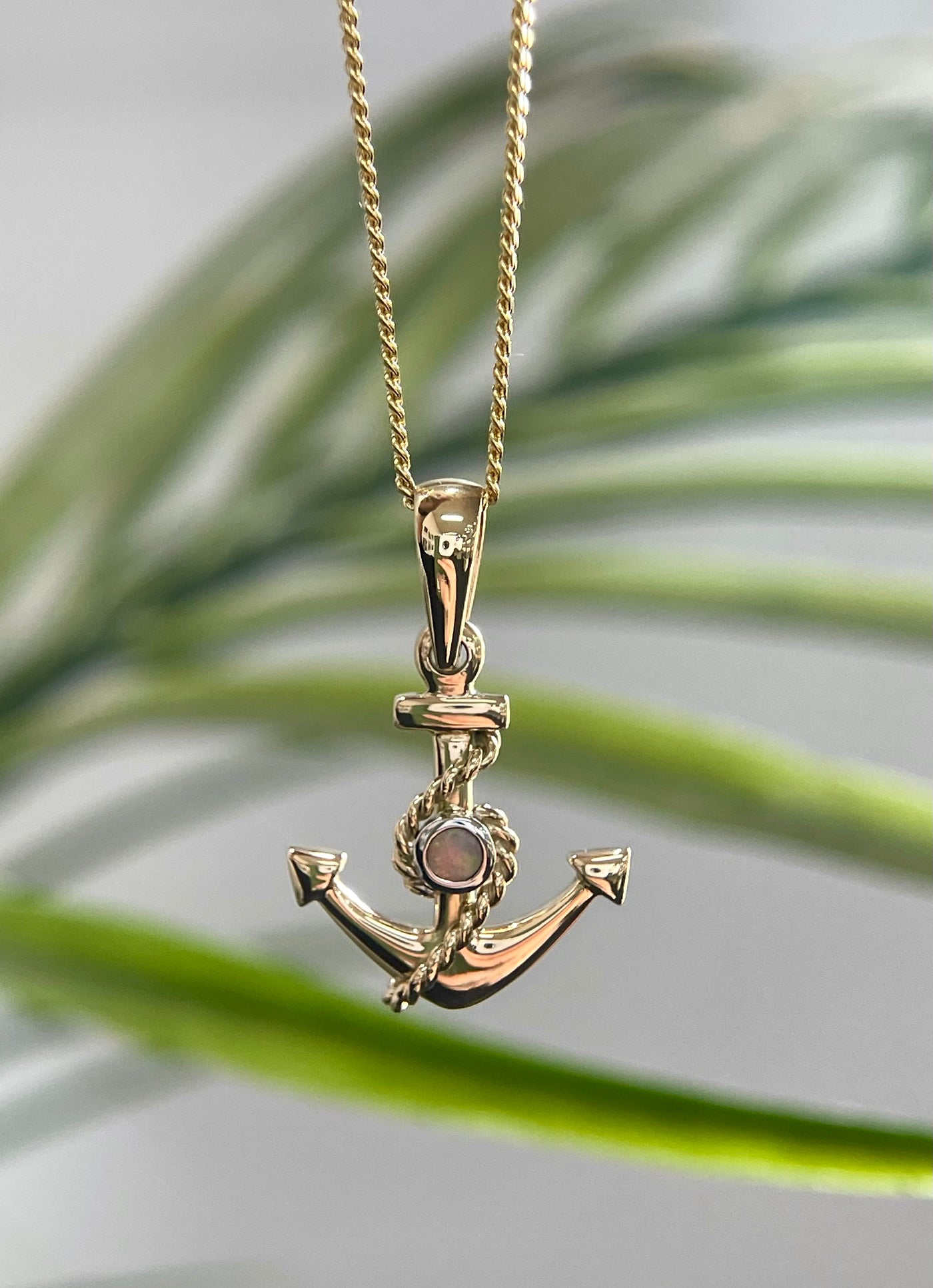 9ct Yellow & White Gold Anchor & Rope Opal pendant