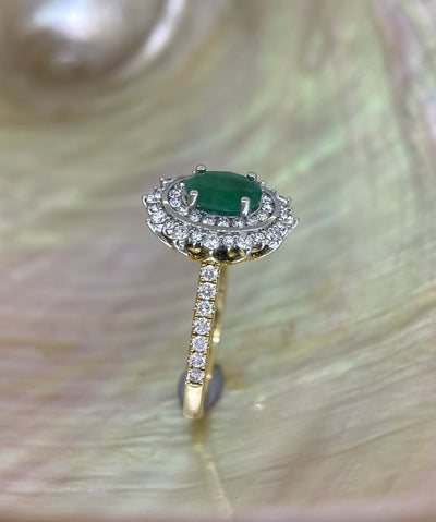 18ct Yellow Gold Diamond & Emerald Ring