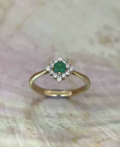 9ct Yellow Gold Emerald & Diamond ring