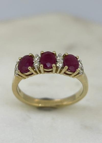 9ct Yellow Gold Ruby & Diamond ring