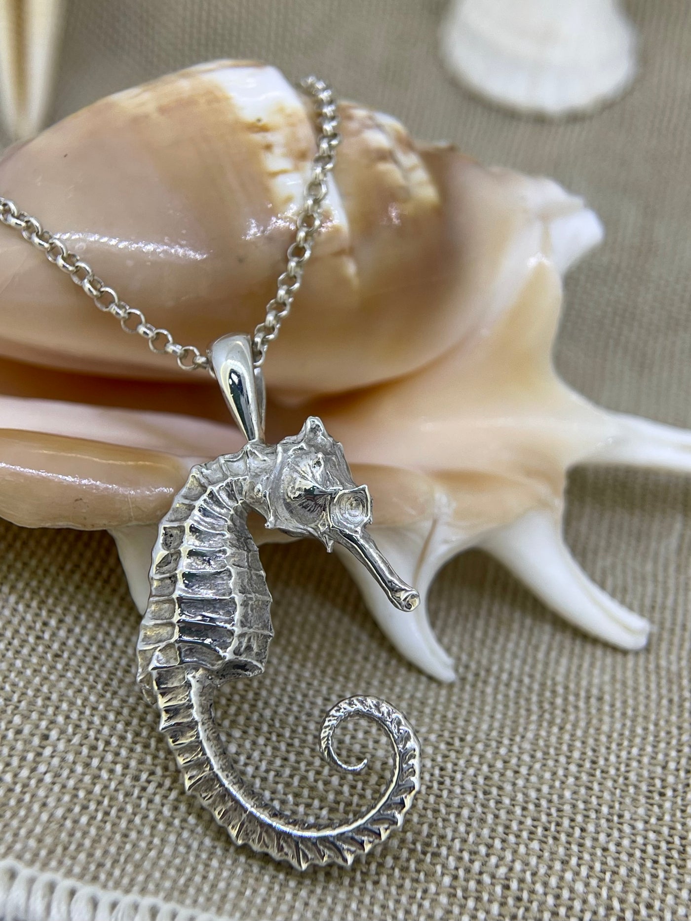 Sterling Silver Small Seahorse Pendant
