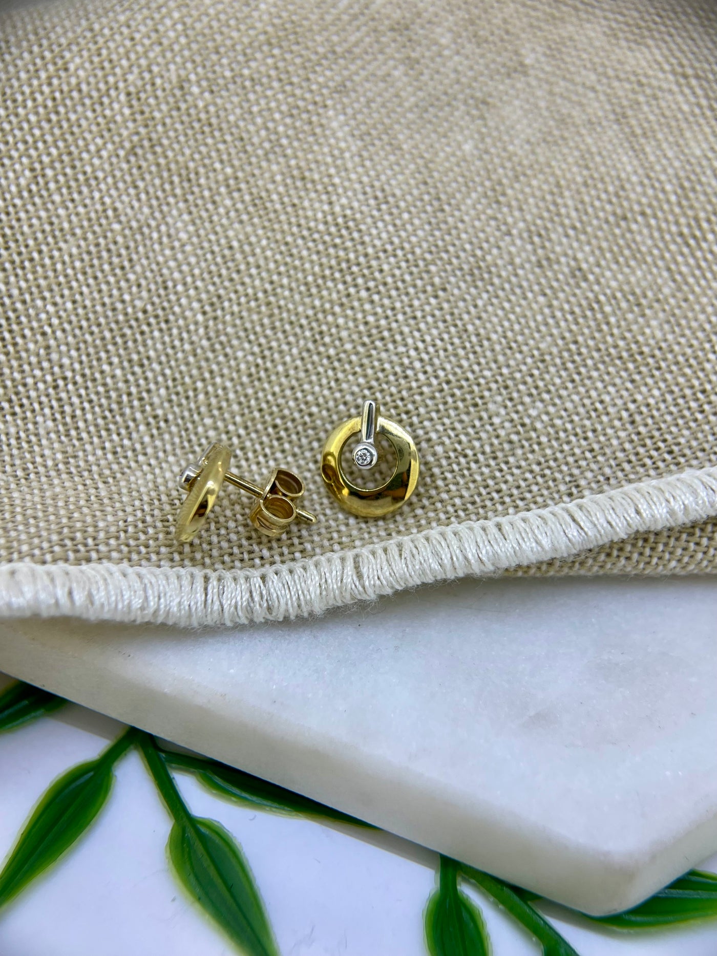 9ct Yellow & White Gold Diamond stud