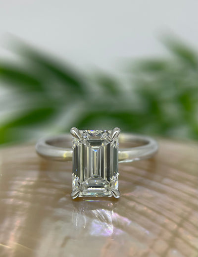 18ct White Gold Lab Diamond Engagement Ring