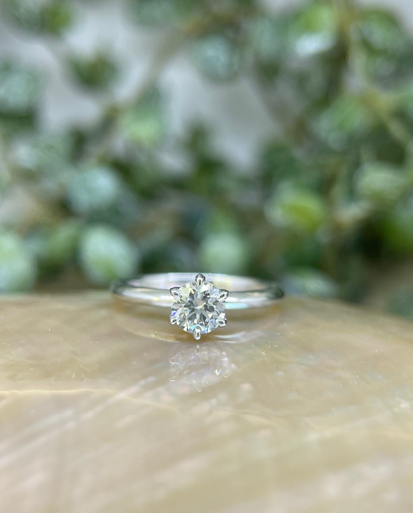 18ct White Gold Diamond Solitaire Engagement ring