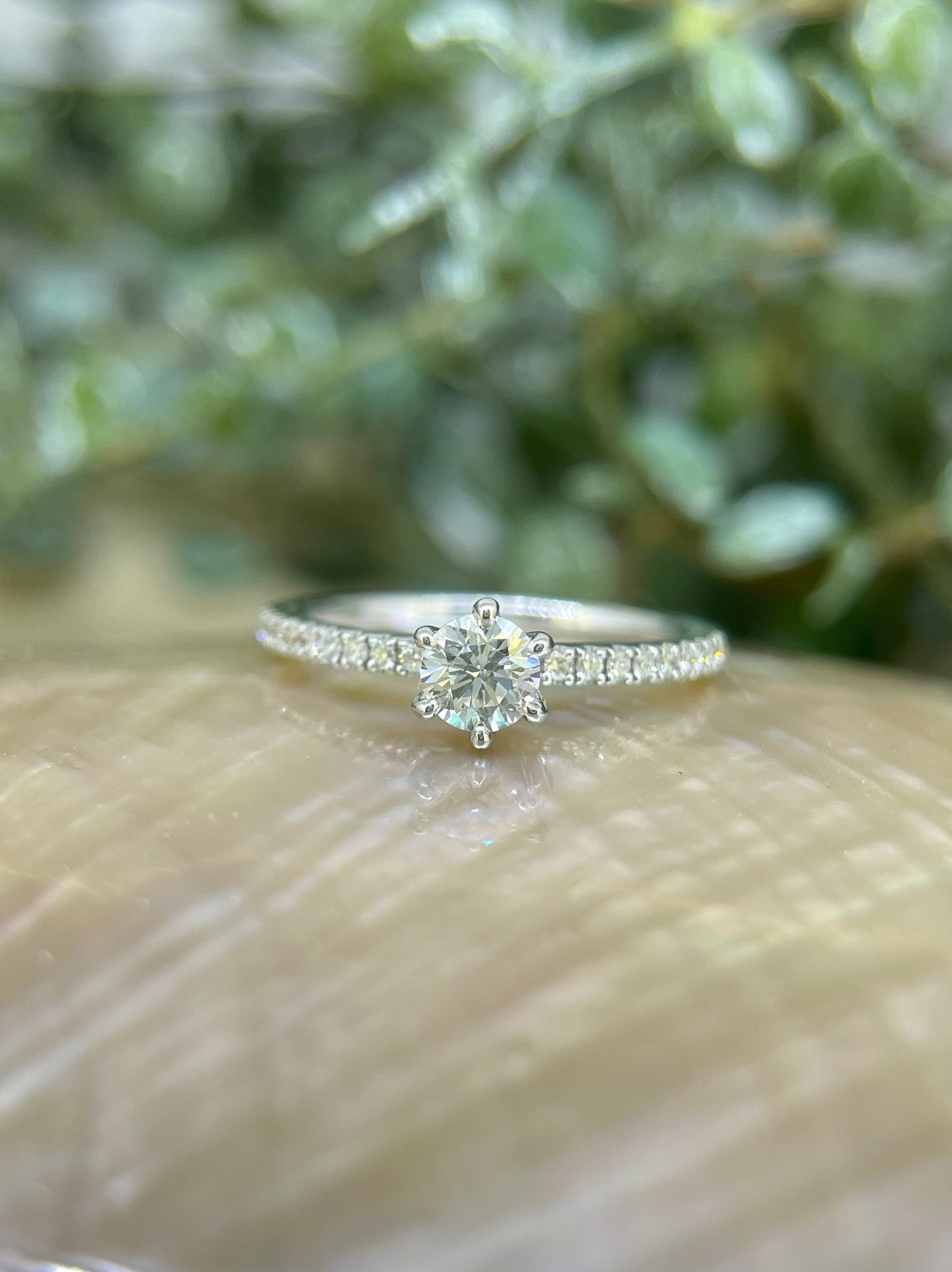18ct White Gold Diamond Engagement Ring