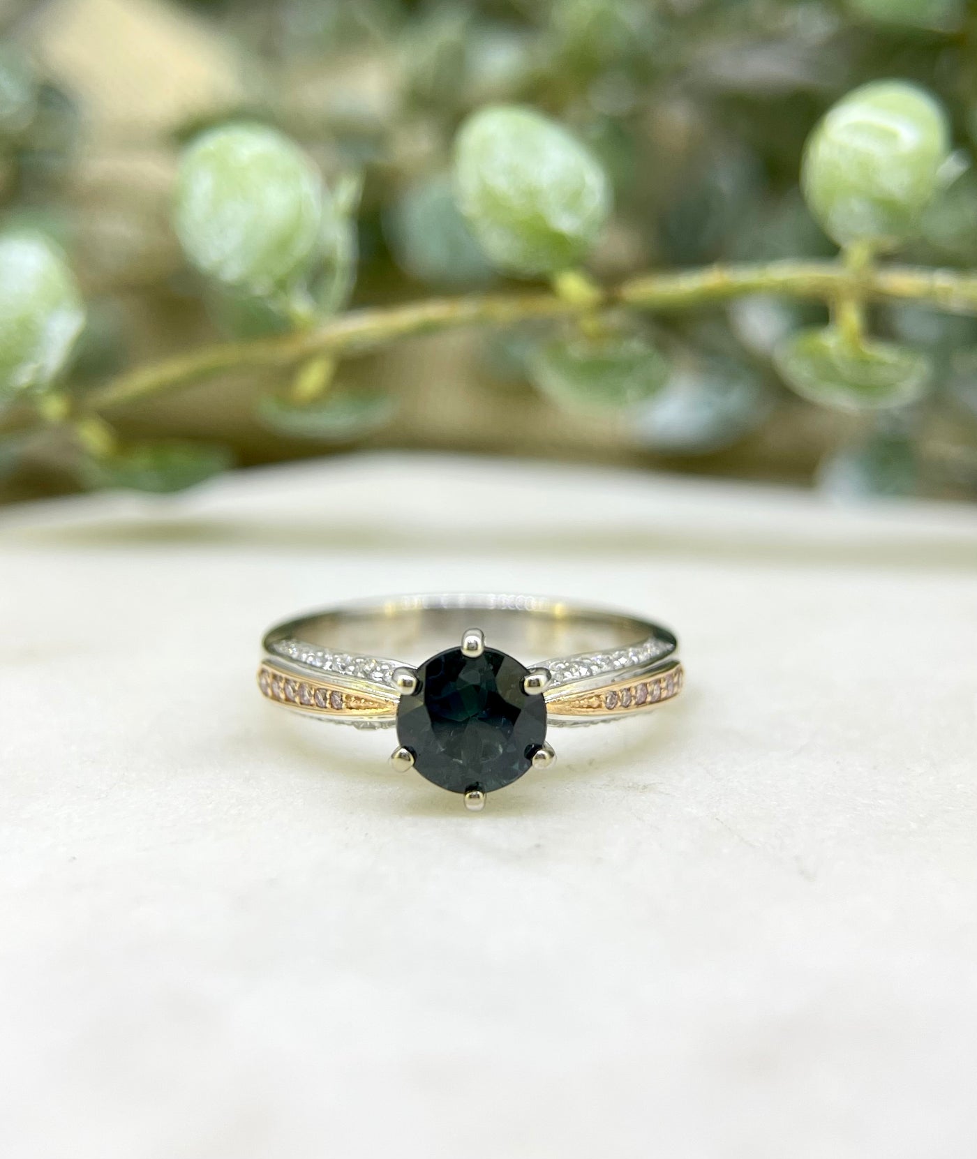 18ct White & Rose Gold Teal Sapphire & Pink Diamond Ring
