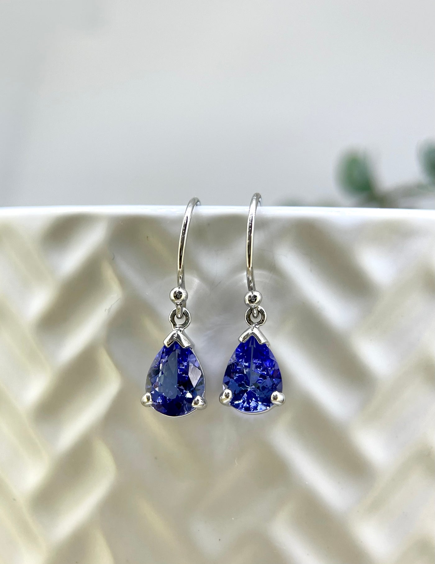9ct White Gold Pear Drop Tanzanite Earrings