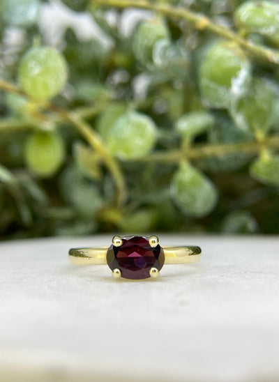 9ct Yellow Gold Rhodolite Garnet Ring
