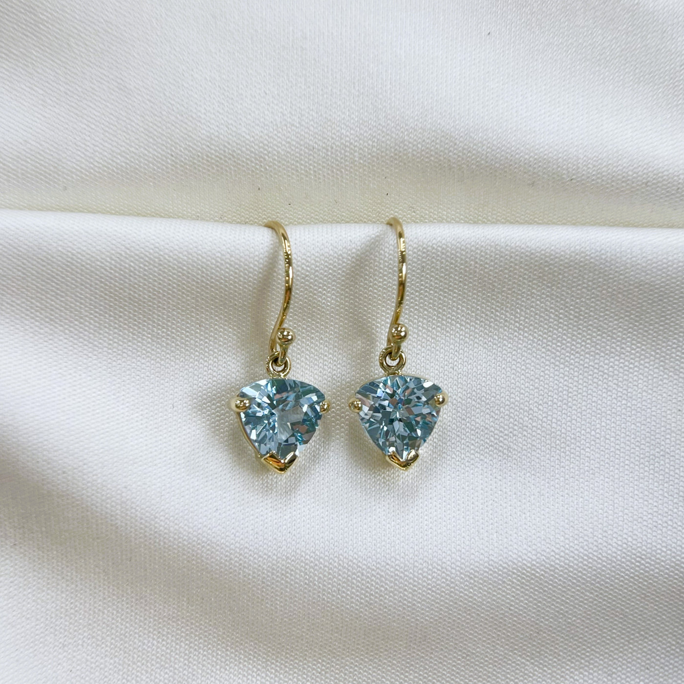 9ct yellow gold Blue Topaz drops