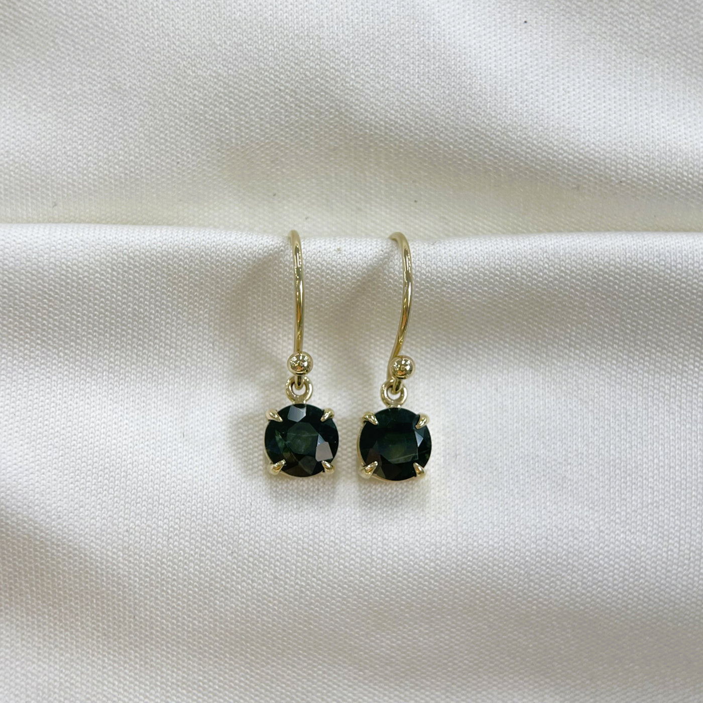 9ct yellow gold Sapphire drops