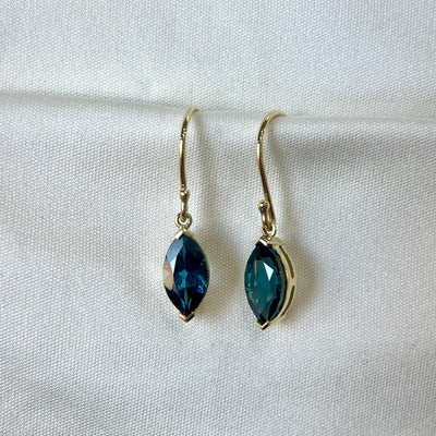 9ct Yellow gold London blue Topaz drops