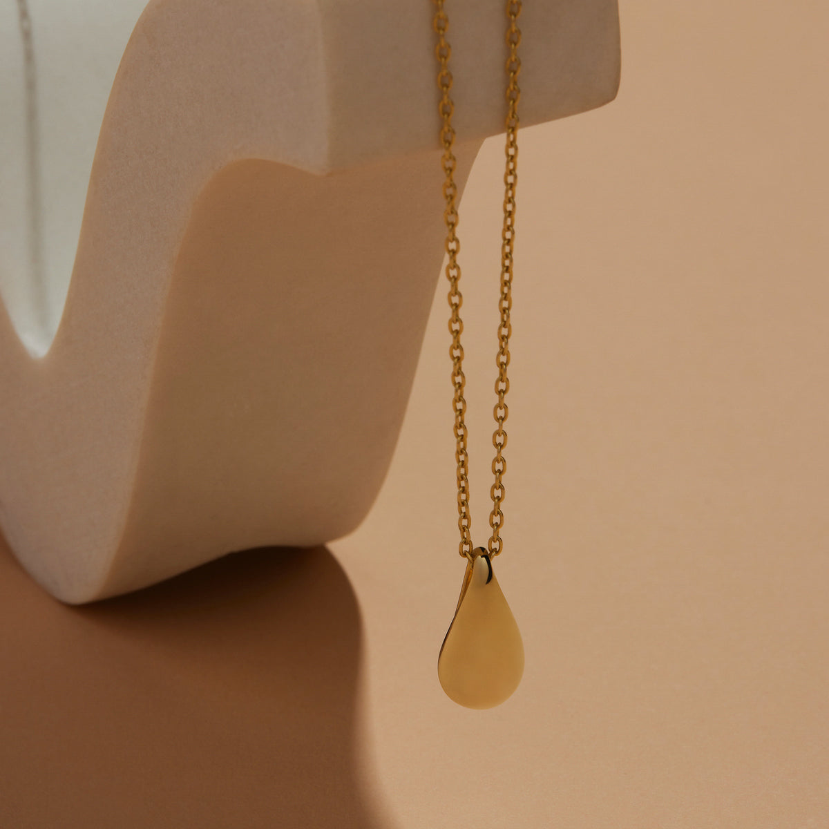 Eau Yellow Gold Plated Necklace