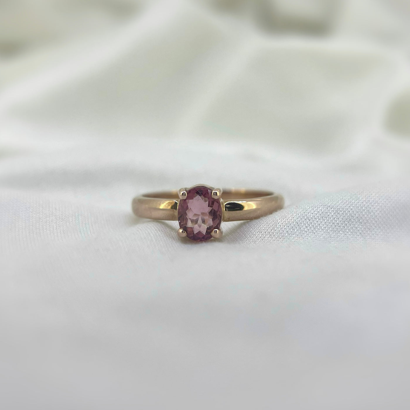 9ct Rose Gold Rhodolite Garnet ring