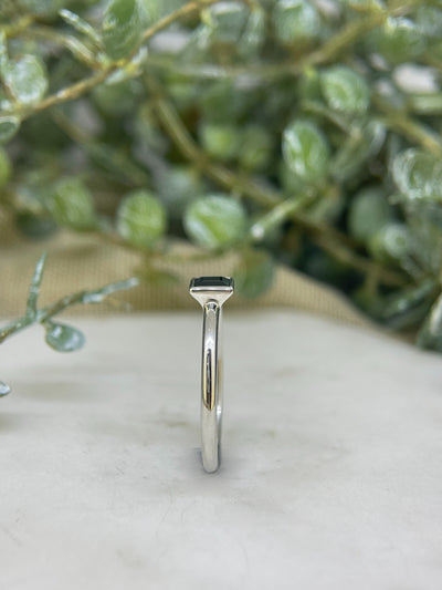 9ct White Gold Square Sapphire ring