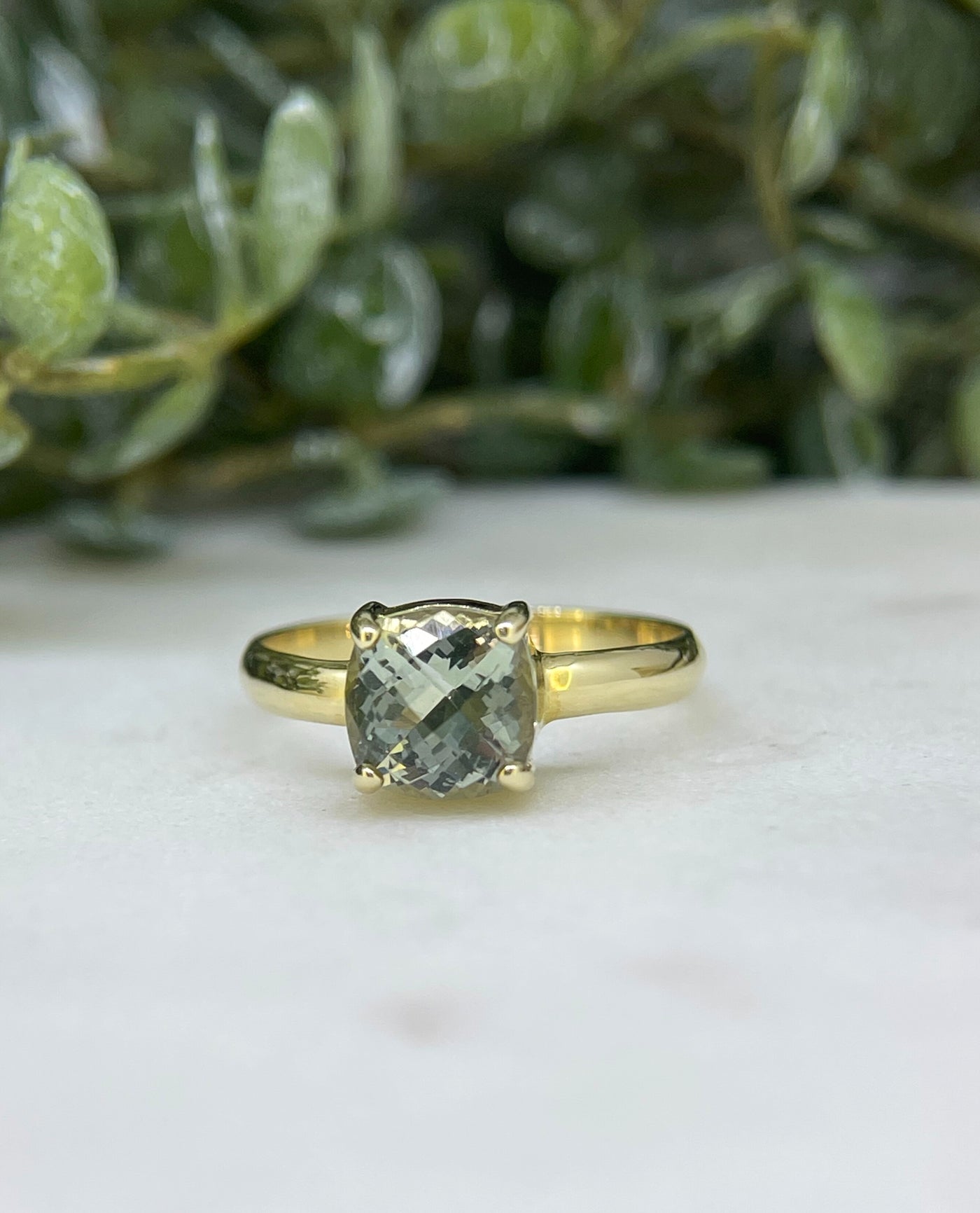 9ct Yellow Gold Green Amethyst Ring