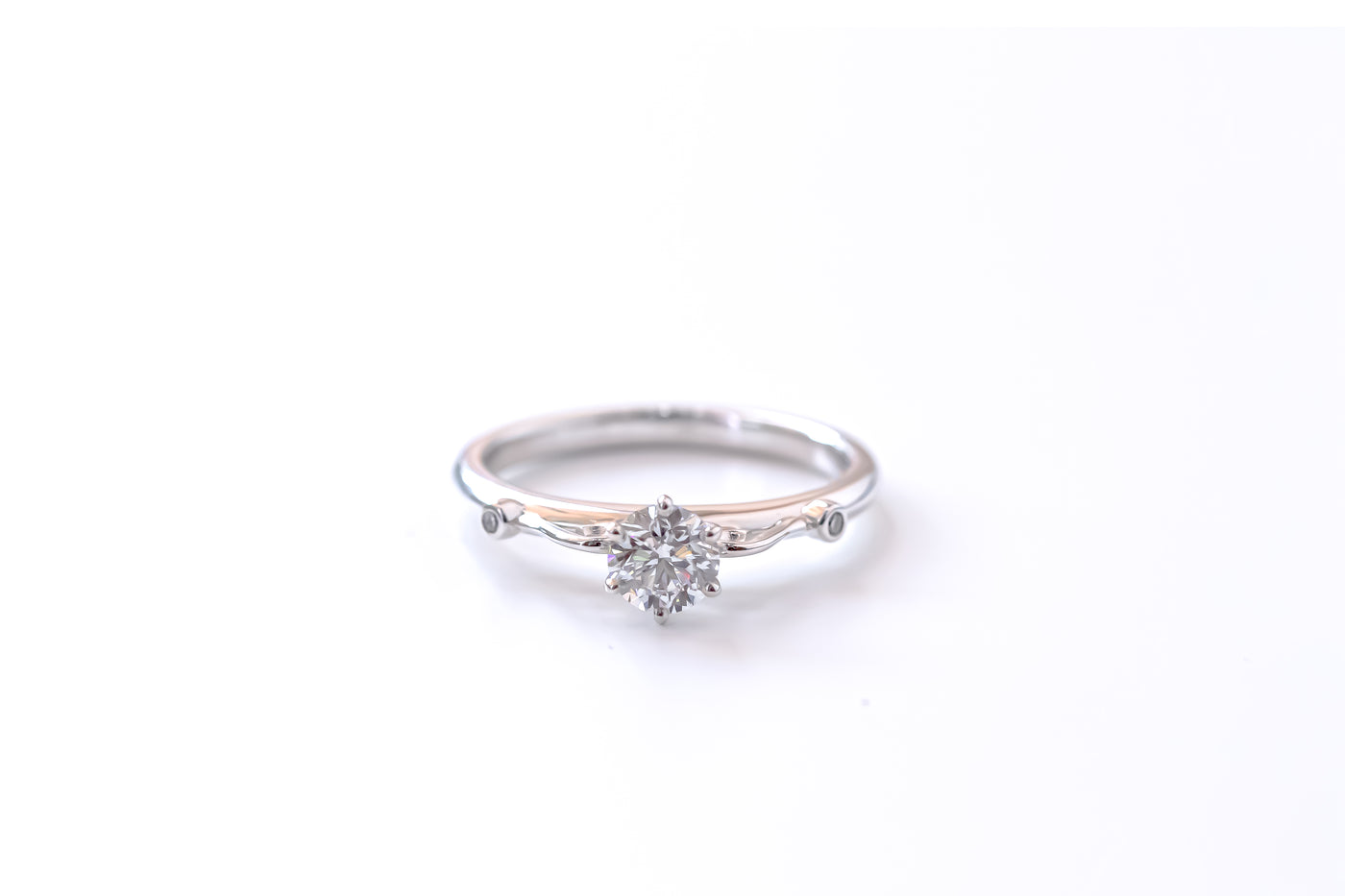 18ct White Gold 6 claw Diamond Engagement Ring
